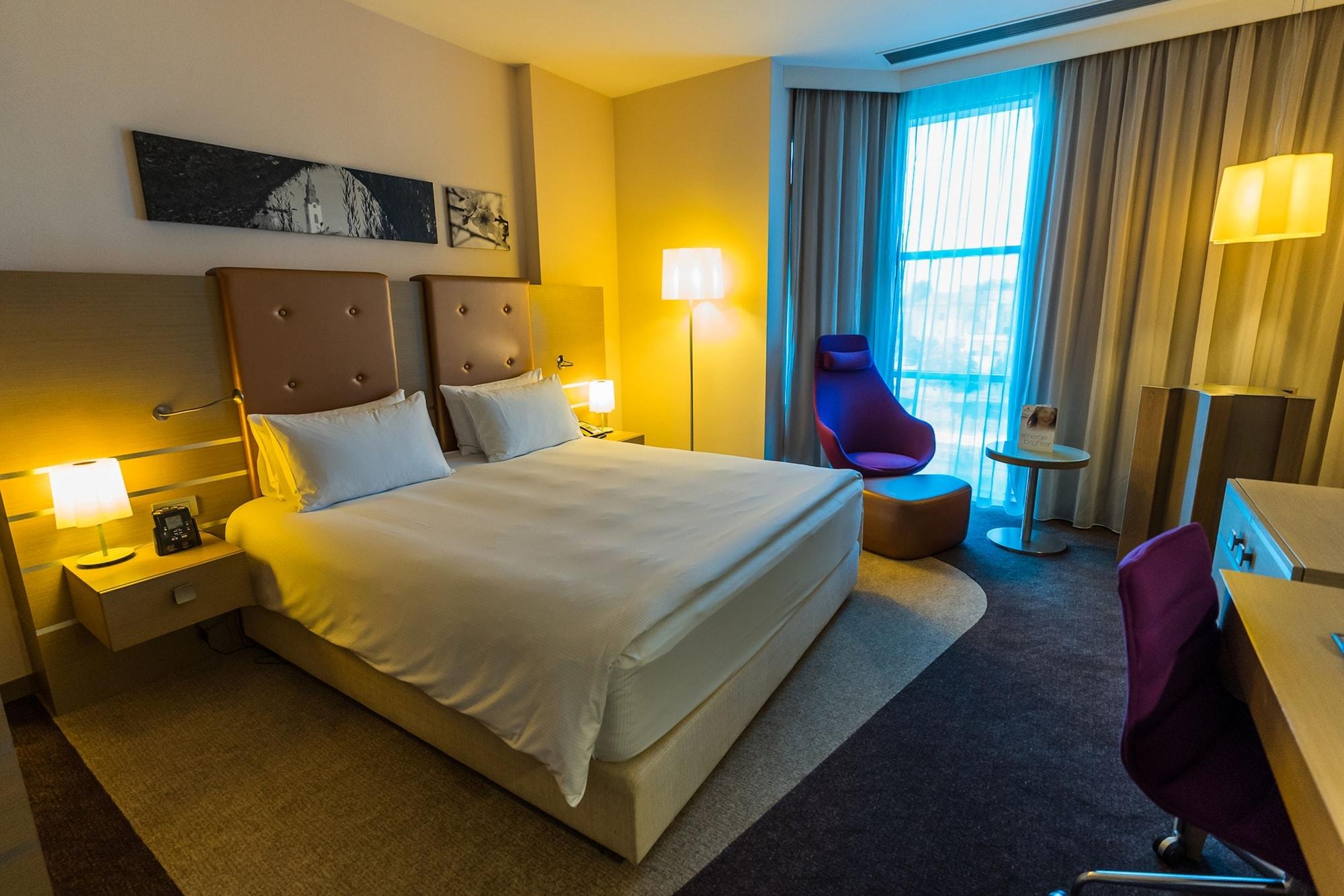 Doubletree By Hilton Oradea Hotel Luaran gambar
