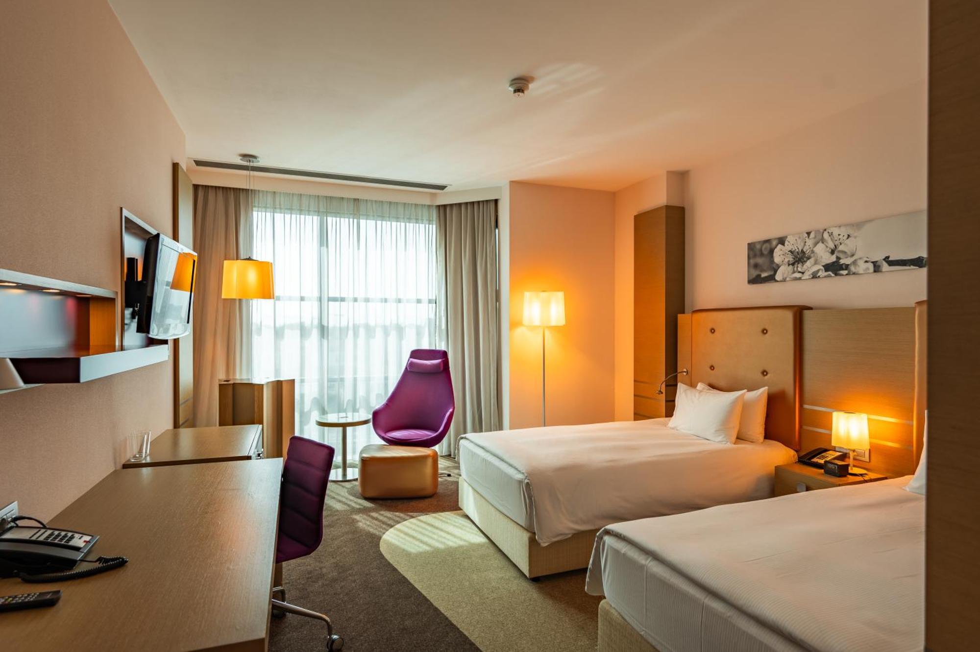 Doubletree By Hilton Oradea Hotel Luaran gambar