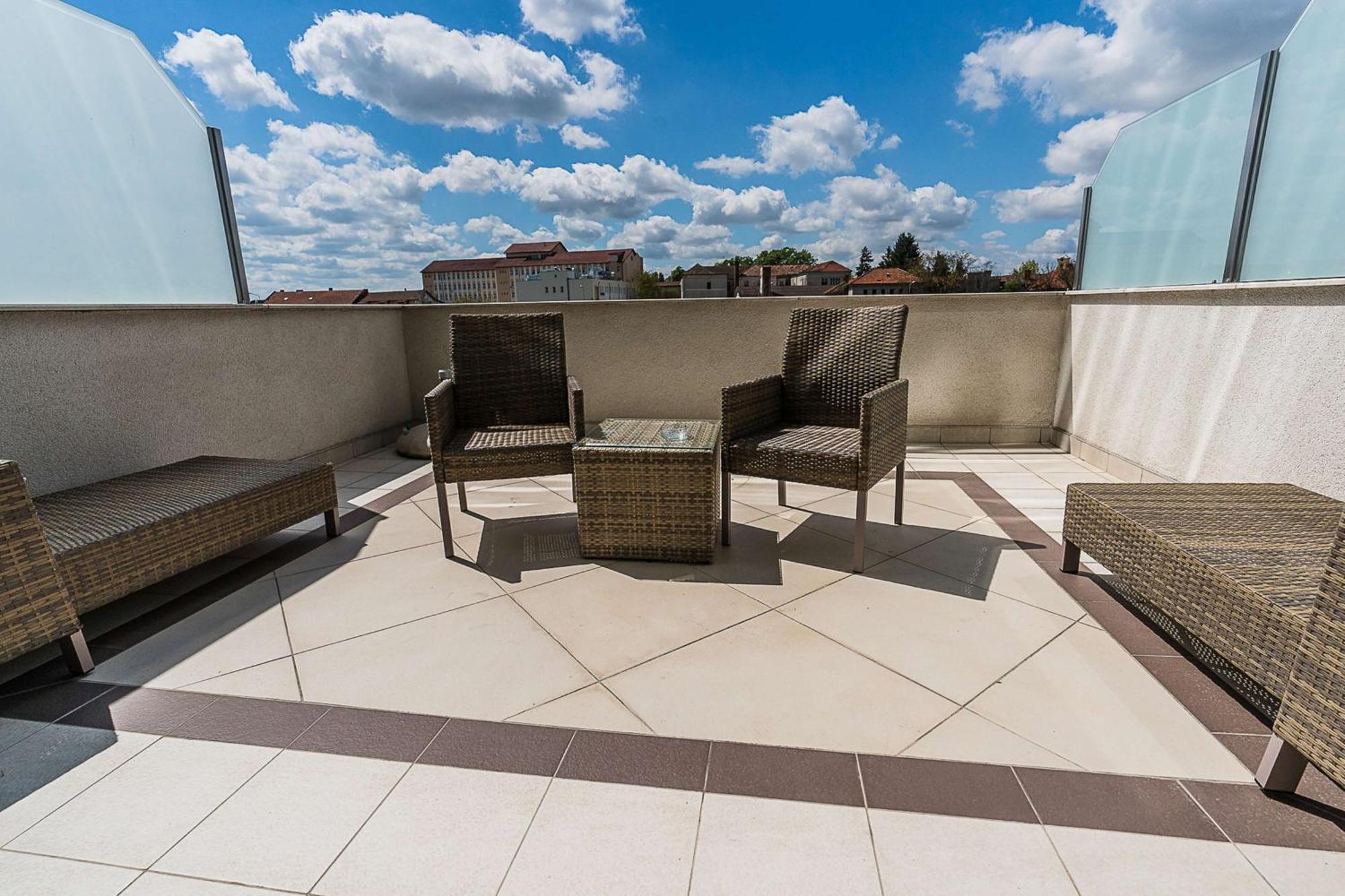 Doubletree By Hilton Oradea Hotel Luaran gambar