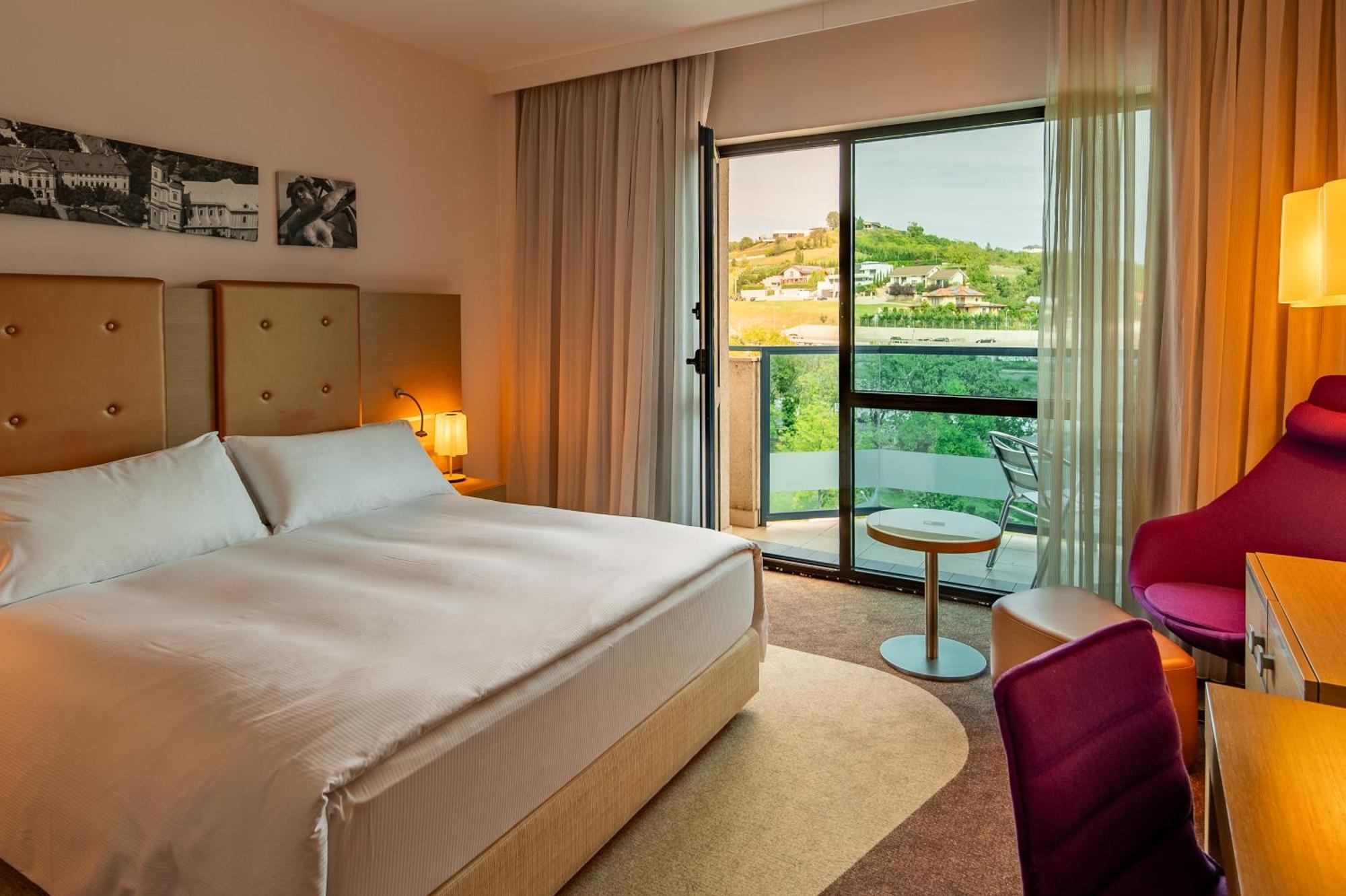 Doubletree By Hilton Oradea Hotel Luaran gambar